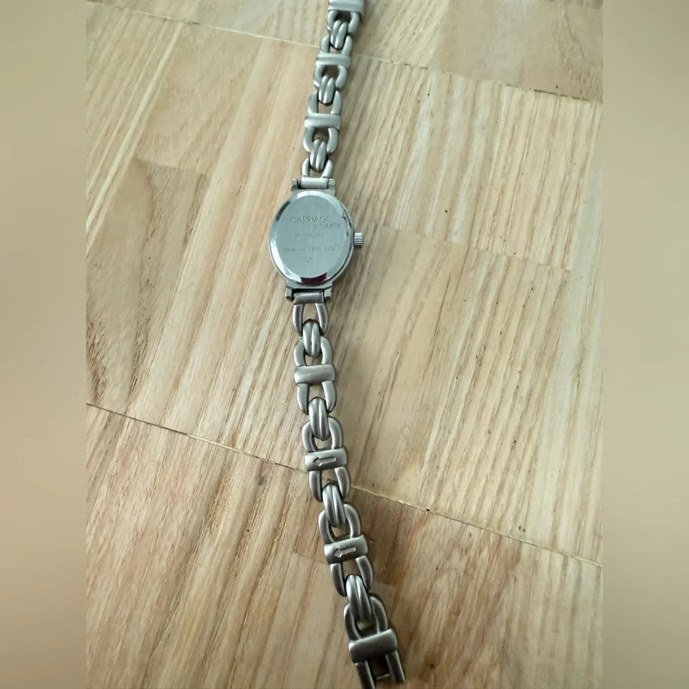 Carriage by Timex ladies oval silver tone watch NEW BATTERY